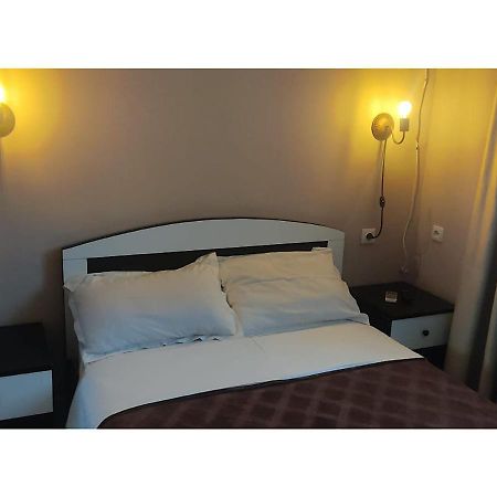 Hotel Lux Tbilisi Exterior foto