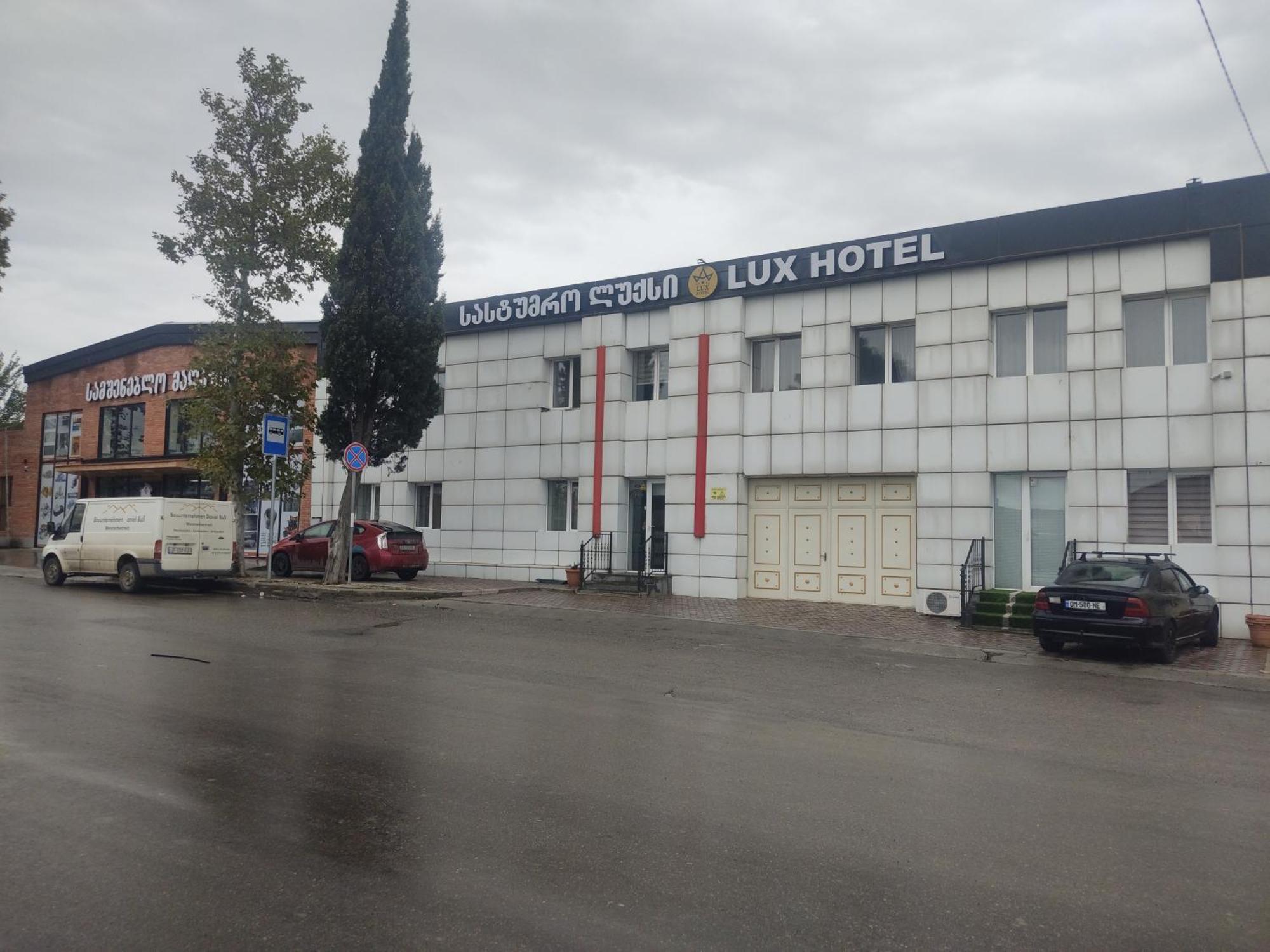 Hotel Lux Tbilisi Exterior foto