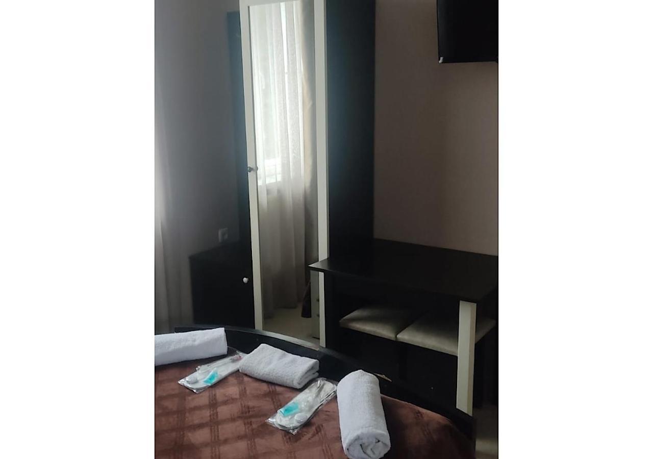 Hotel Lux Tbilisi Exterior foto